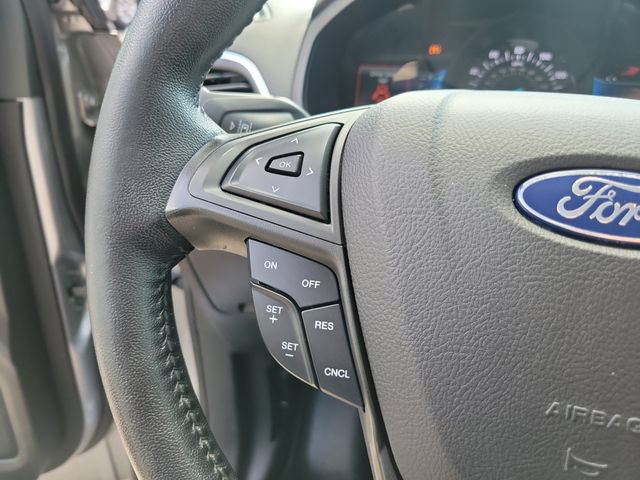 Used 2022 Ford Edge Titanium AWD/4WD image 19