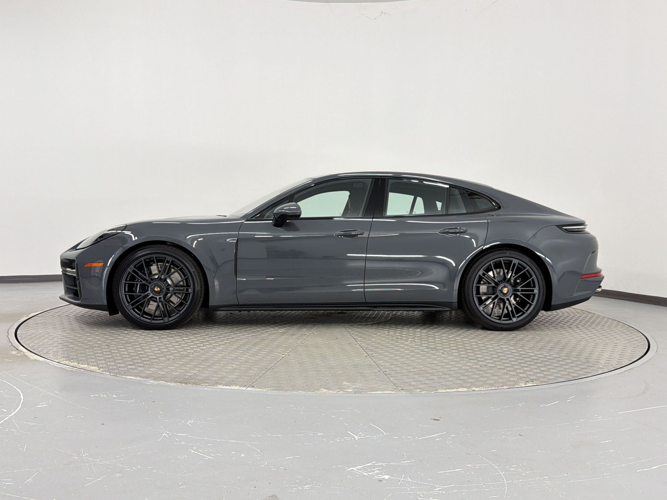 New 2026 Porsche Panamera GTS AWD/4WD image 2