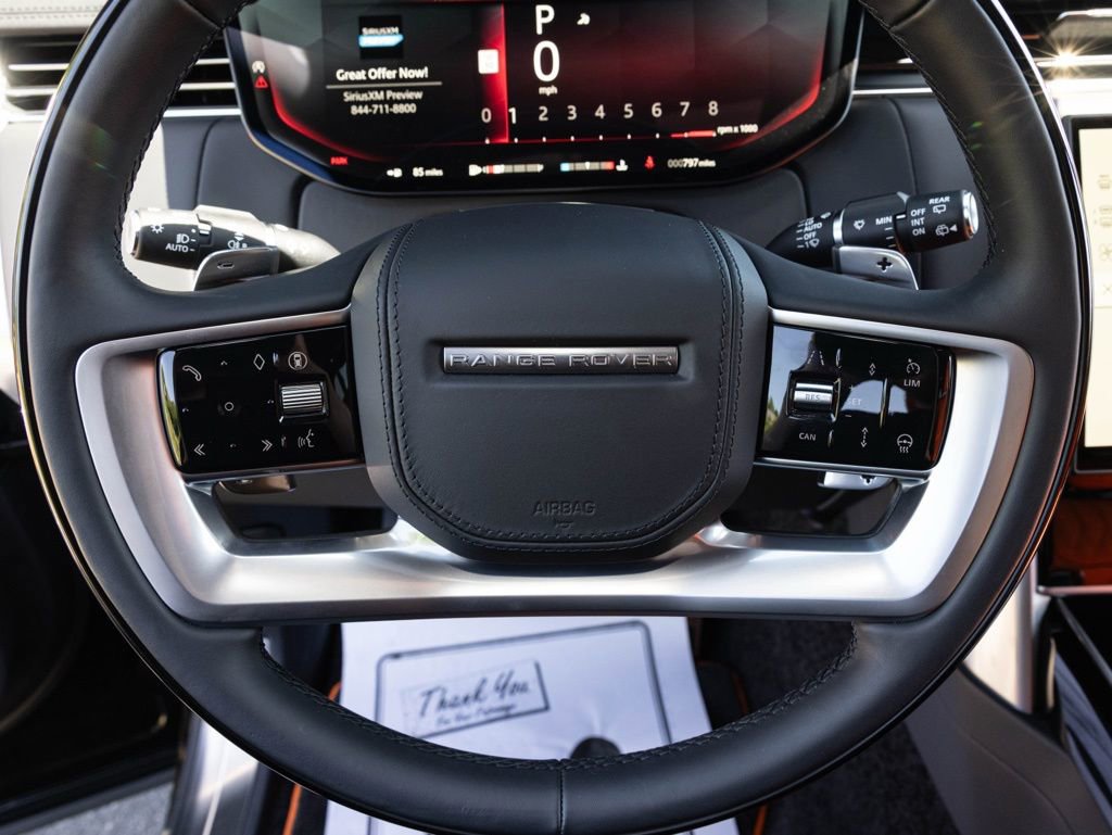 Used 2025 Land Rover Range Rover SE AWD/4WD image 30