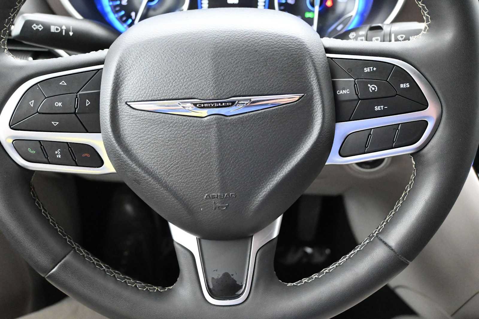 Used 2024 Chrysler Voyager LX FWD image 21