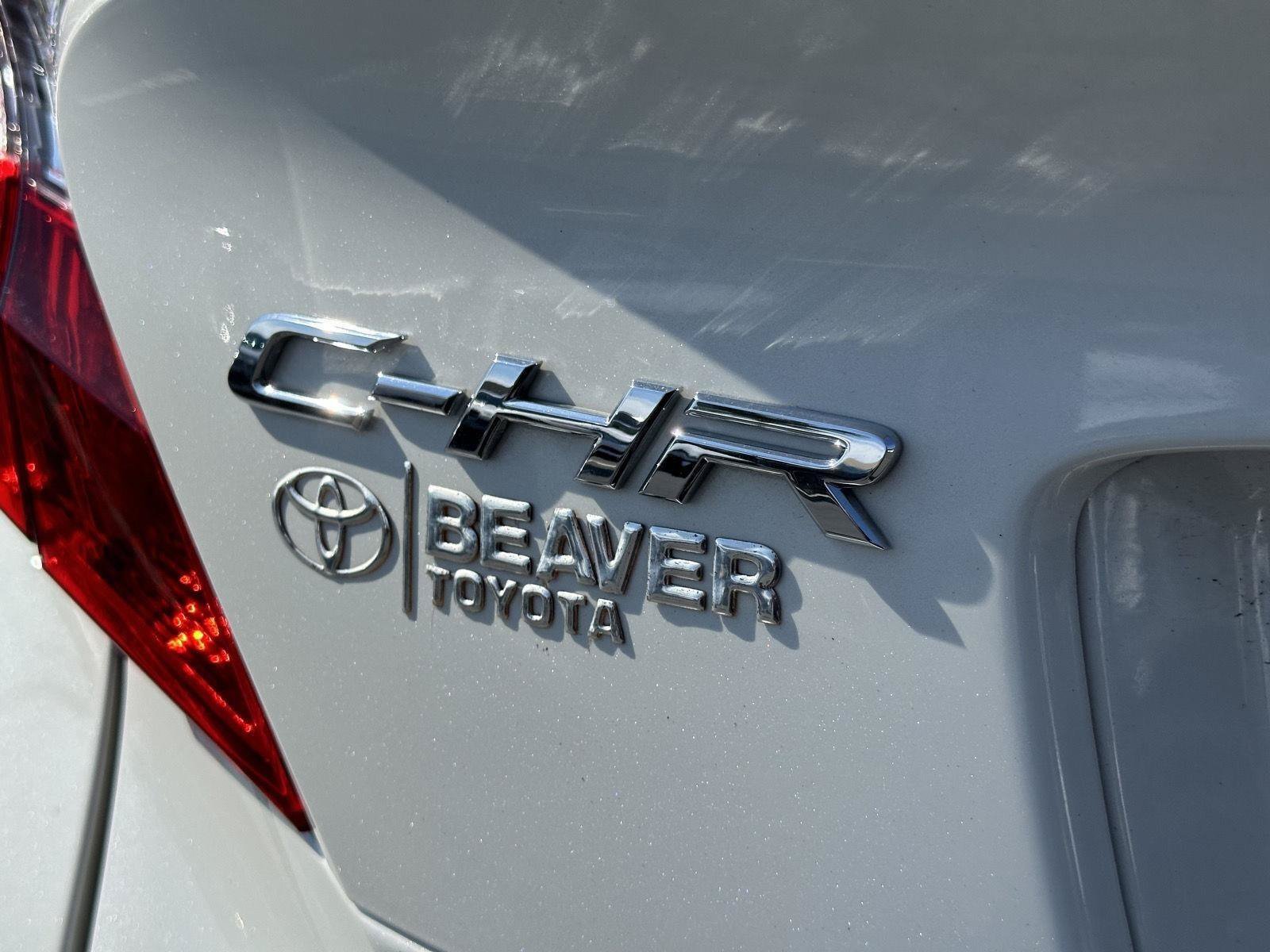 Used 2021 Toyota C-HR LE FWD image 38