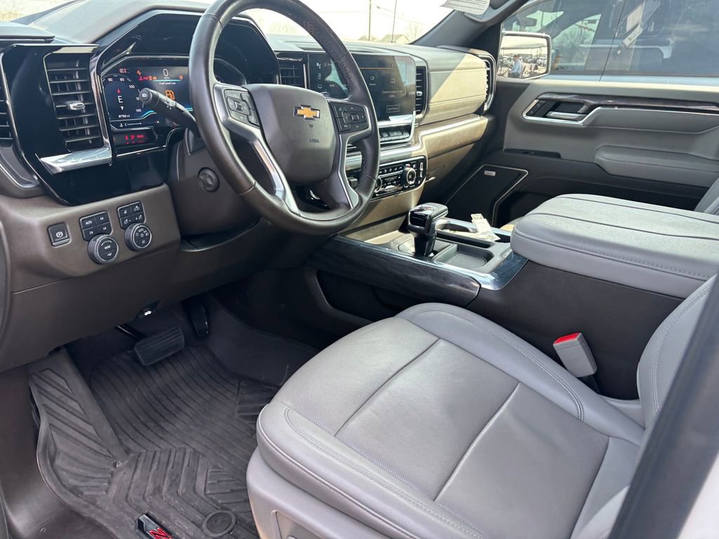 Used 2024 Chevrolet Silverado 1500 LTZ w/ LTZ Premium Texas Edition image 8