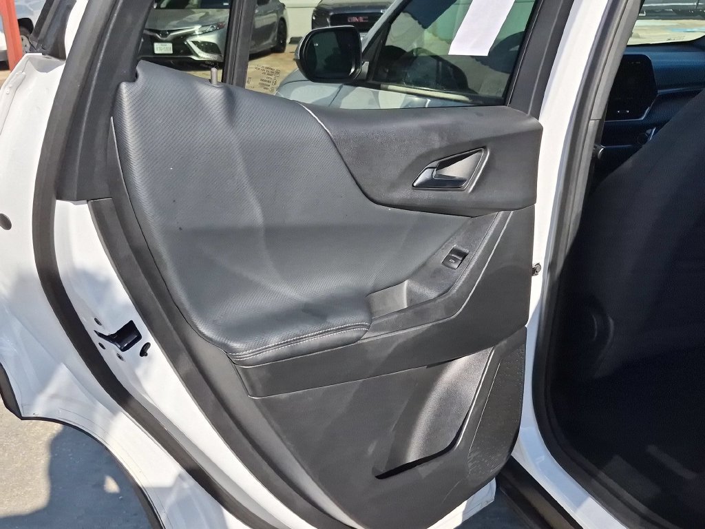 Used 2026 Chevrolet Equinox LT FWD image 26
