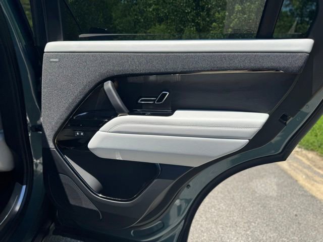 Certified 2025 Land Rover Range Rover Sport SE AWD/4WD image 15