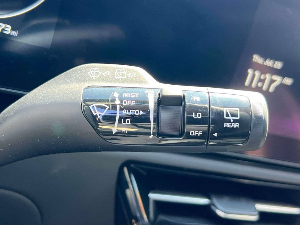 Certified 2023 Kia Niro Wave w/ Wave Preserve Package FWD image 24