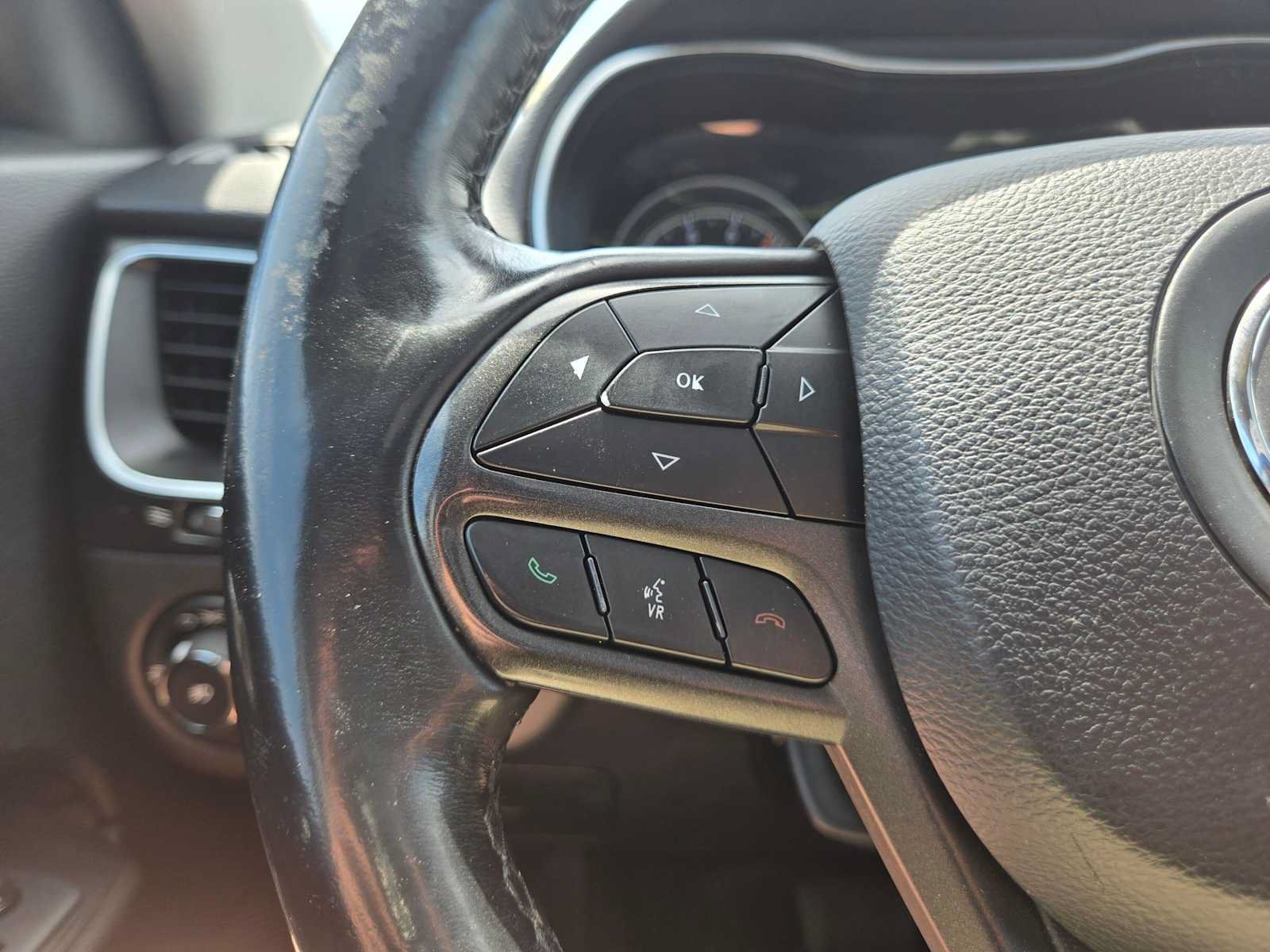 Used 2019 Jeep Cherokee Trailhawk w/ Comfort/Convenience Group AWD/4WD image 36