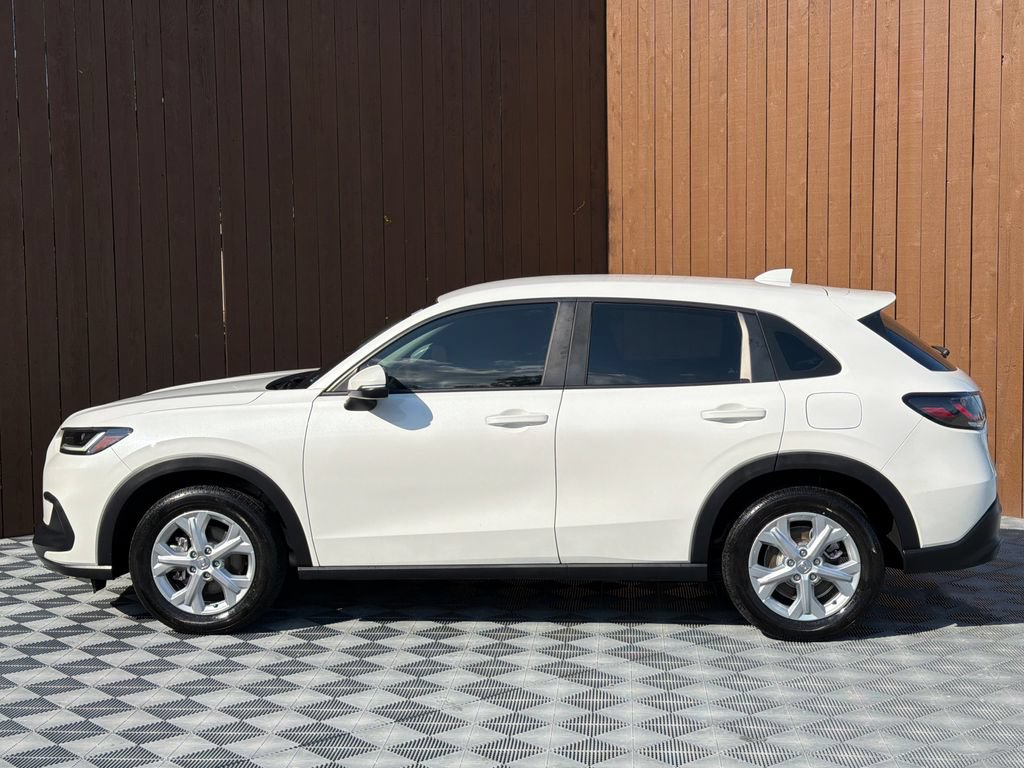 Used 2025 Honda HR-V LX image 13