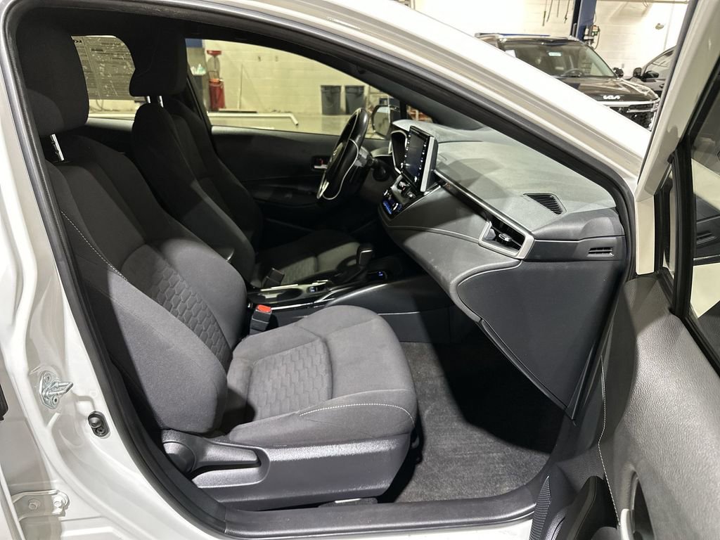 Used 2021 Toyota Corolla SE image 24
