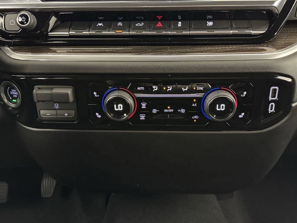 New 2025 Chevrolet Silverado 1500 LT image 34