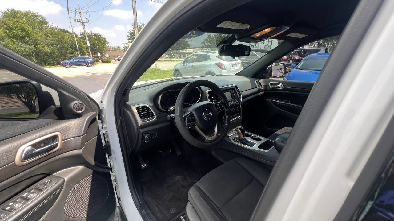 Used 2016 Jeep Grand Cherokee Laredo RWD image 11