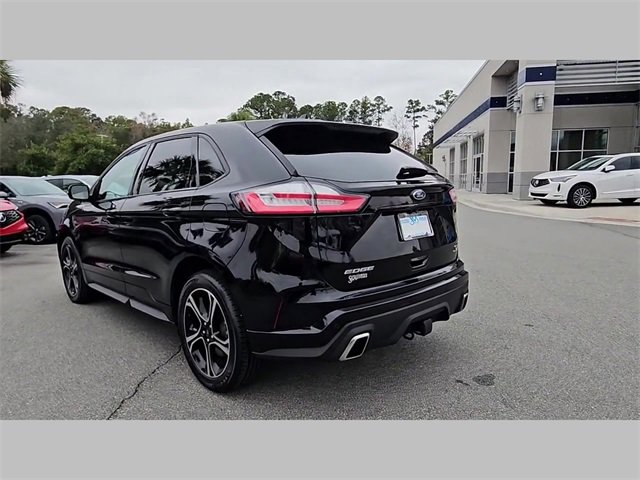 Used 2020 Ford Edge ST image 21