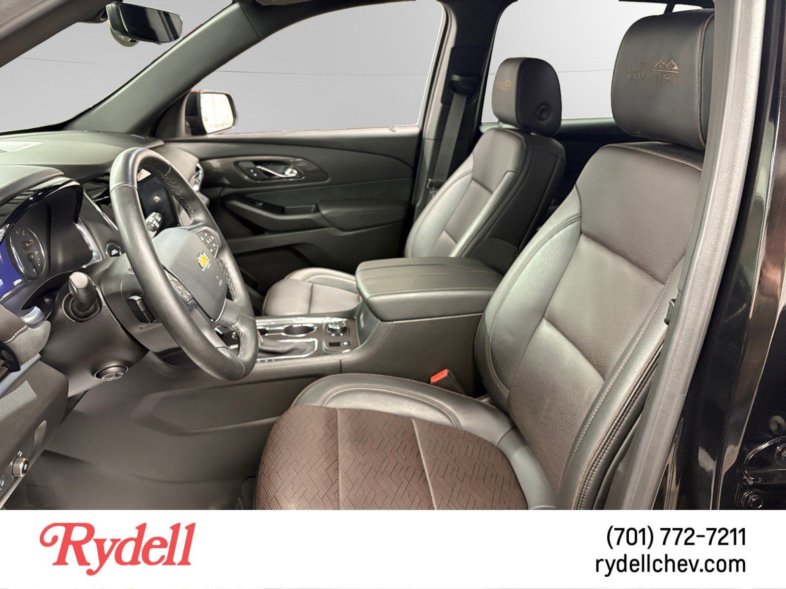 Used 2023 Chevrolet Traverse High Country w/ LPO, Floor Liner Package image 10