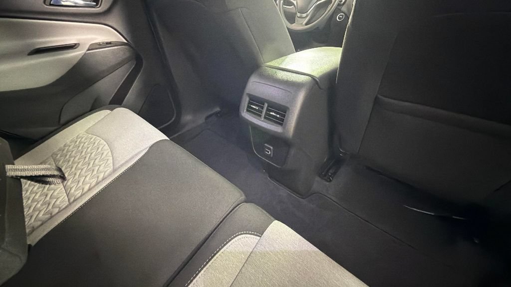 Certified 2024 Chevrolet Equinox LS w/ LS Convenience Package FWD image 27