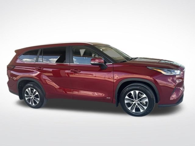 Used 2026 Toyota Highlander XLE AWD/4WD image 6