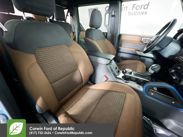 Used 2023 Ford Bronco Outer Banks AWD/4WD image 16