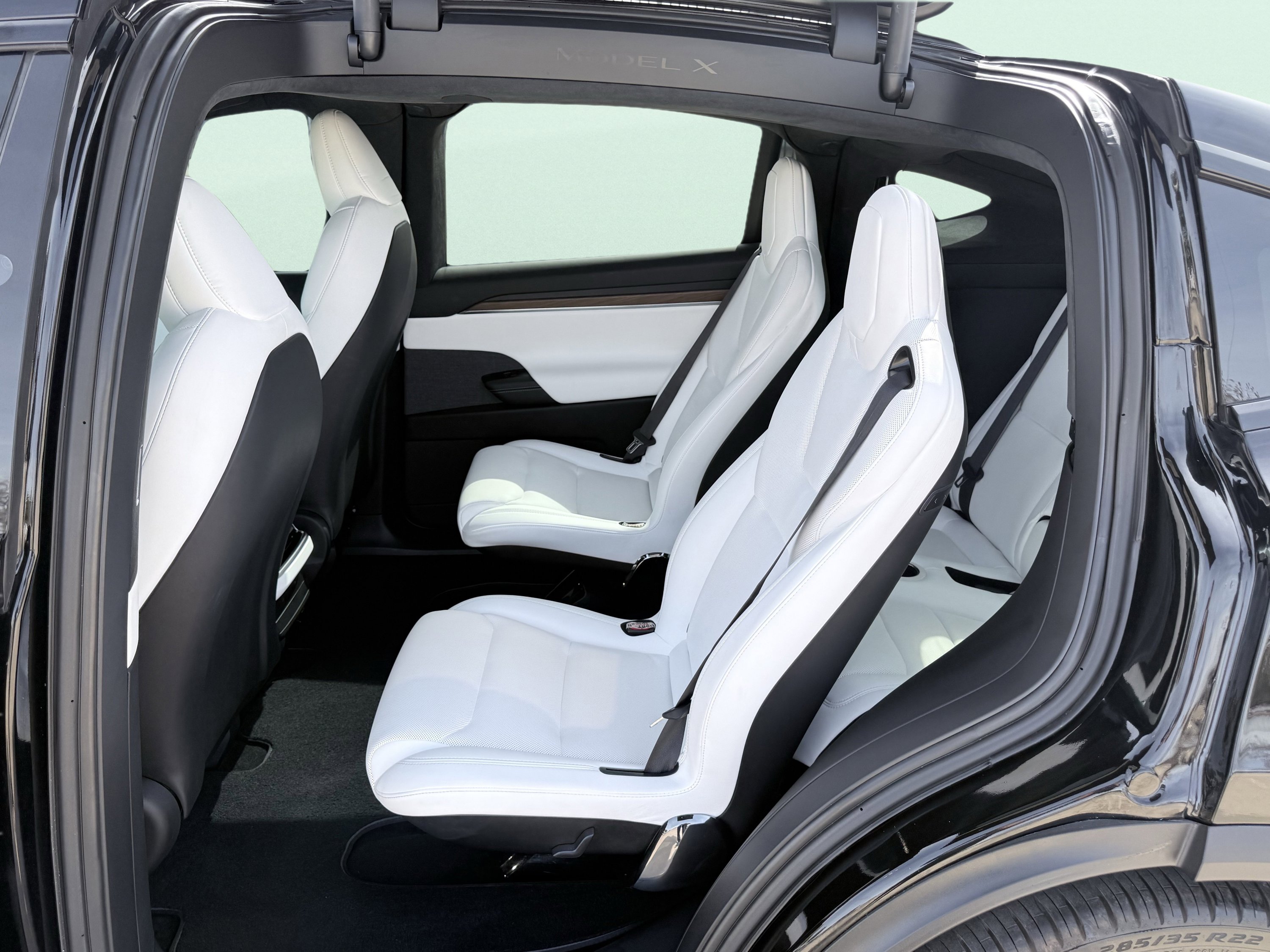 Used 2023 Tesla Model X image 26