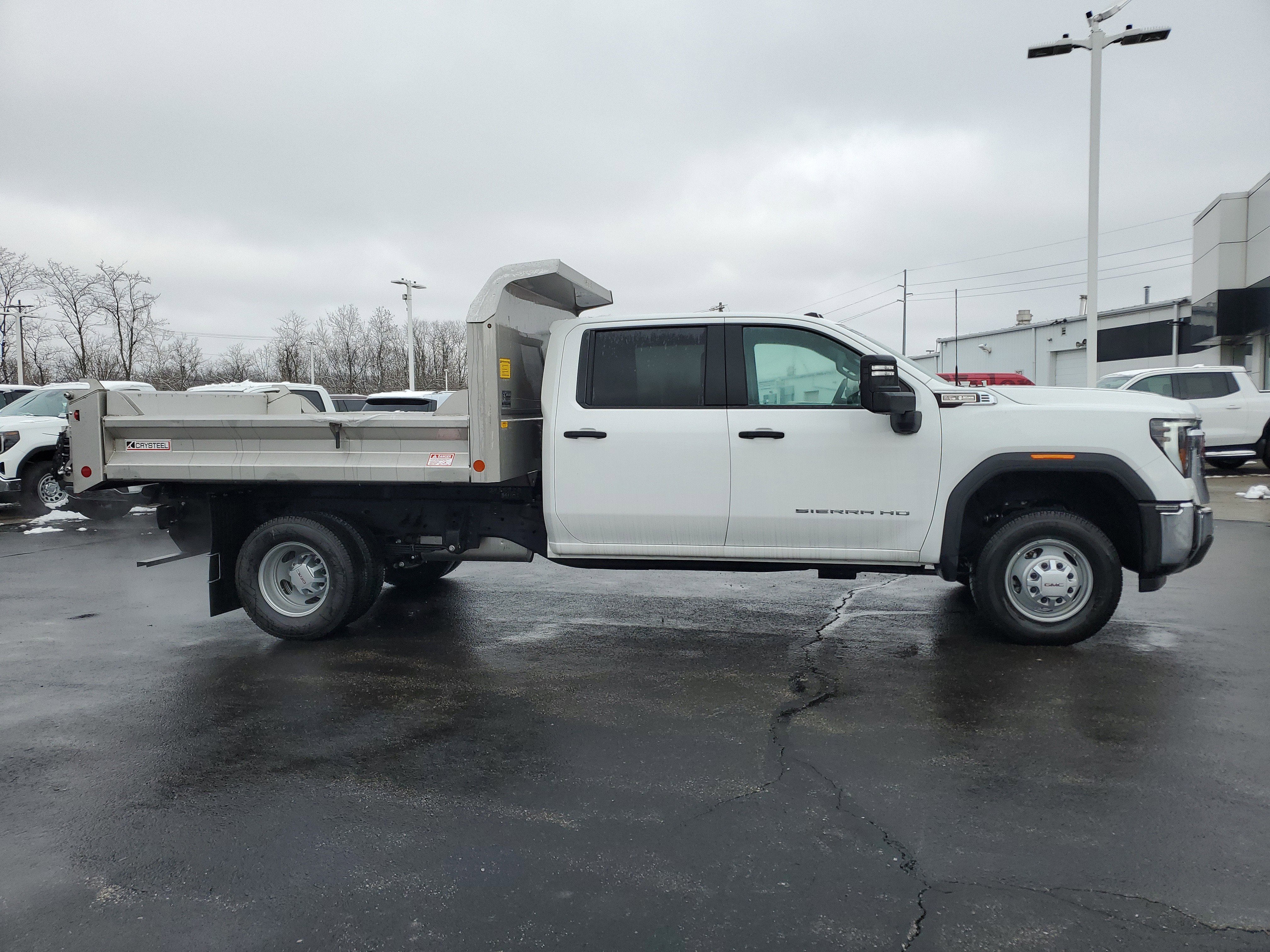 New 2025 GMC Sierra 3500 Pro w/ Convenience Package image 3