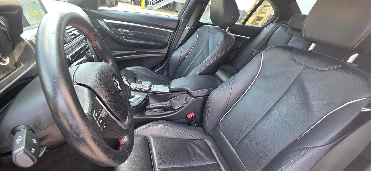 Used 2017 BMW 330i xDrive Sedan image 11