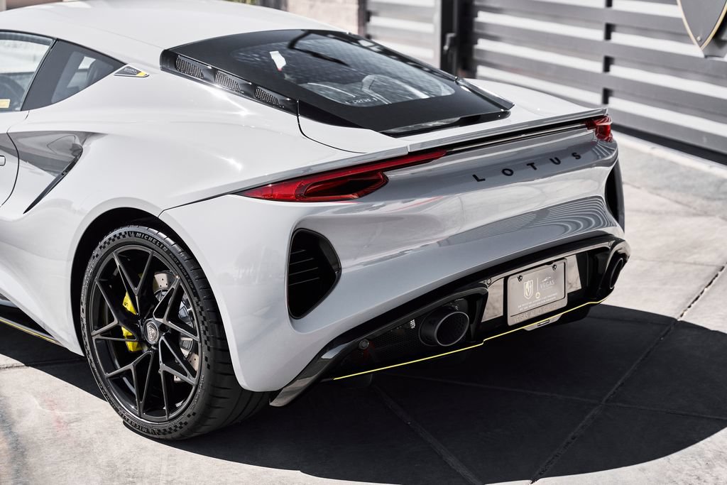 Used 2026 Lotus Emira SE RWD image 11