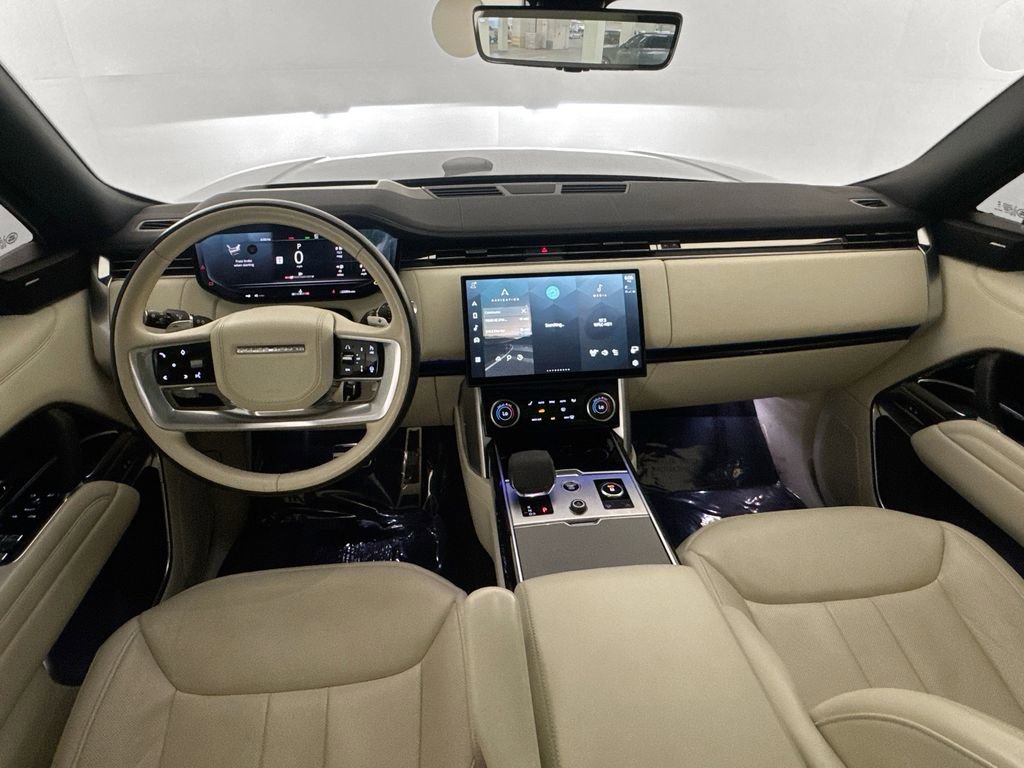 Certified 2023 Land Rover Range Rover SE AWD/4WD image 22