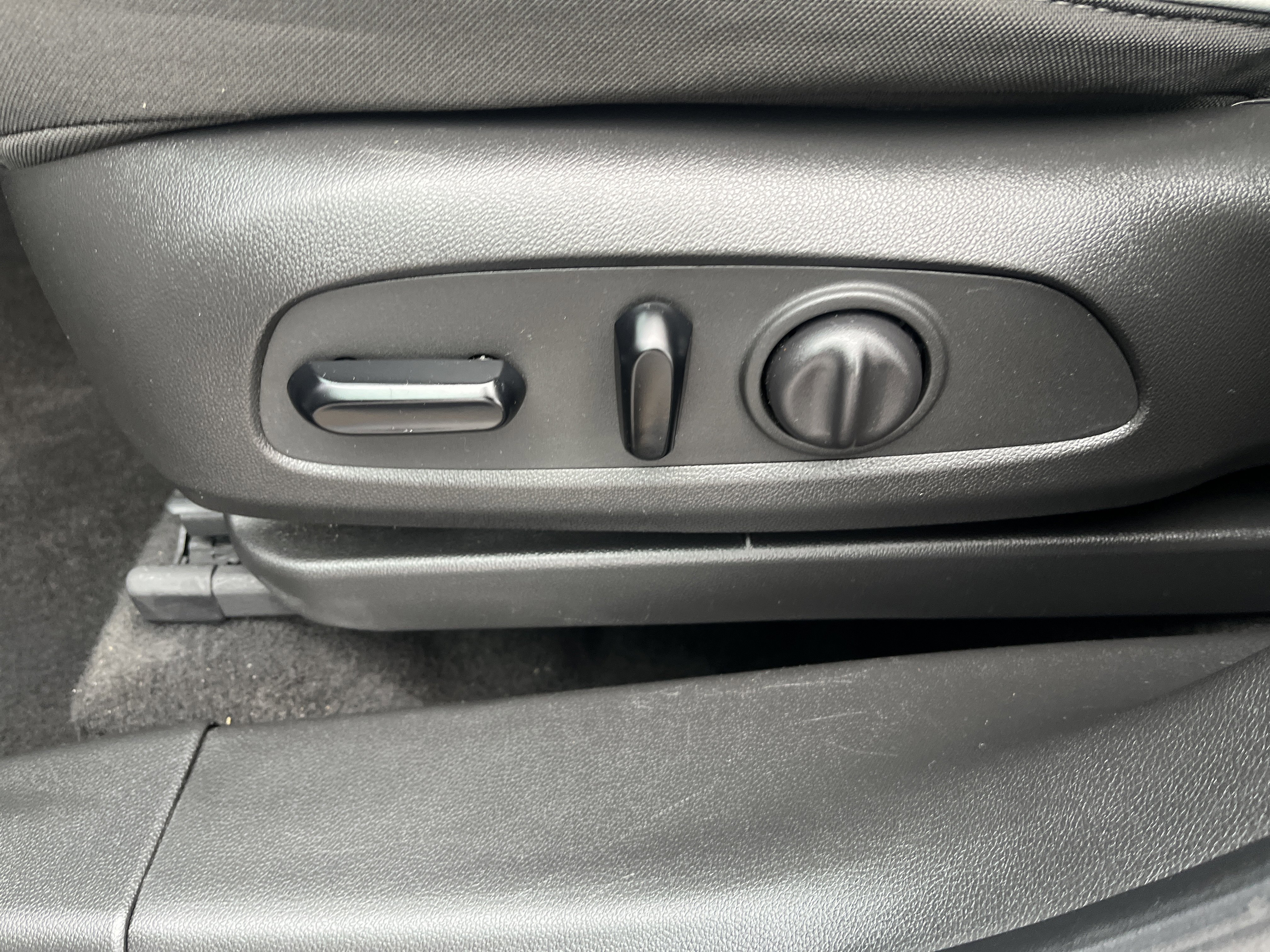 Used 2022 Chevrolet TrailBlazer LT w/ Convenience Package image 10