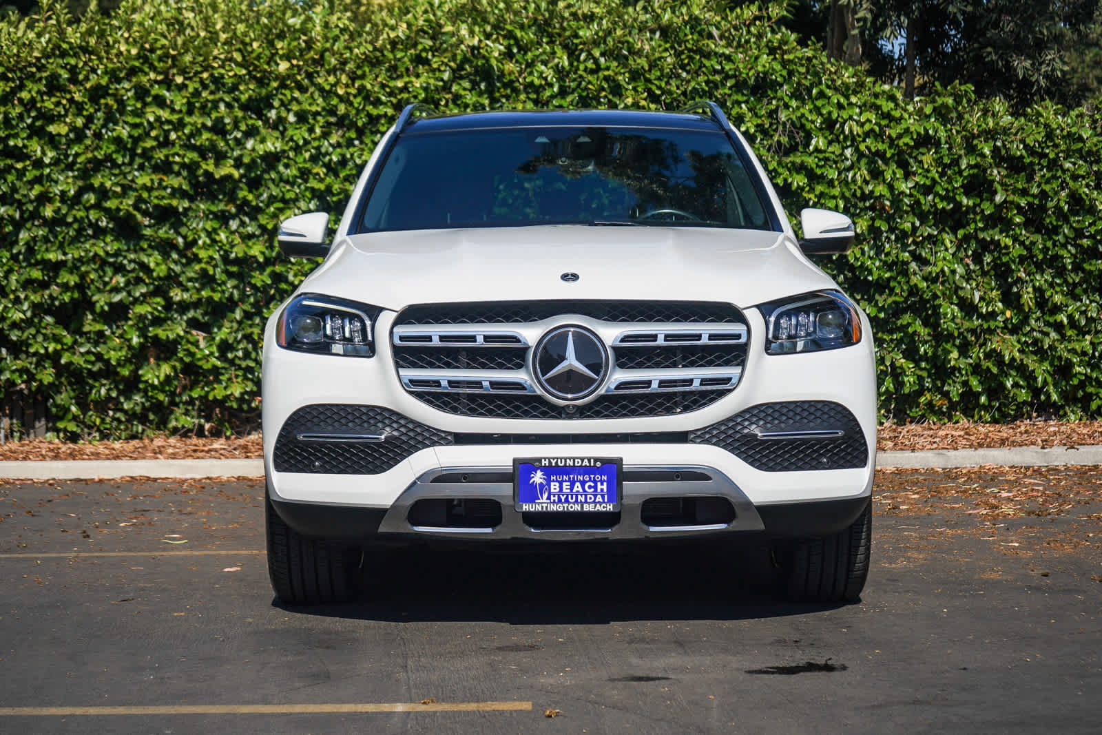Used 2022 Mercedes-Benz GLS 450 4MATIC image 2