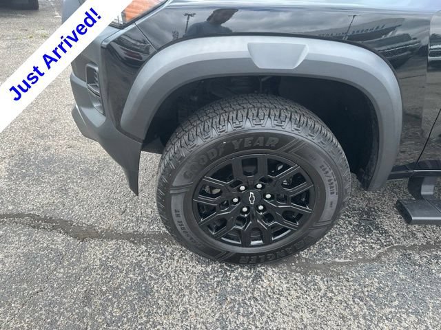 Used 2024 Chevrolet Colorado Trail Boss w/ Advanced Trailering Package AWD/4WD image 10