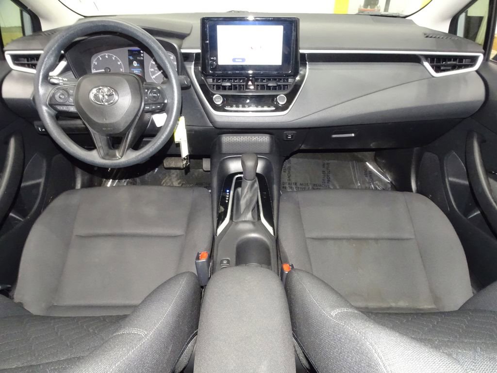 Used 2023 Toyota Corolla LE image 27
