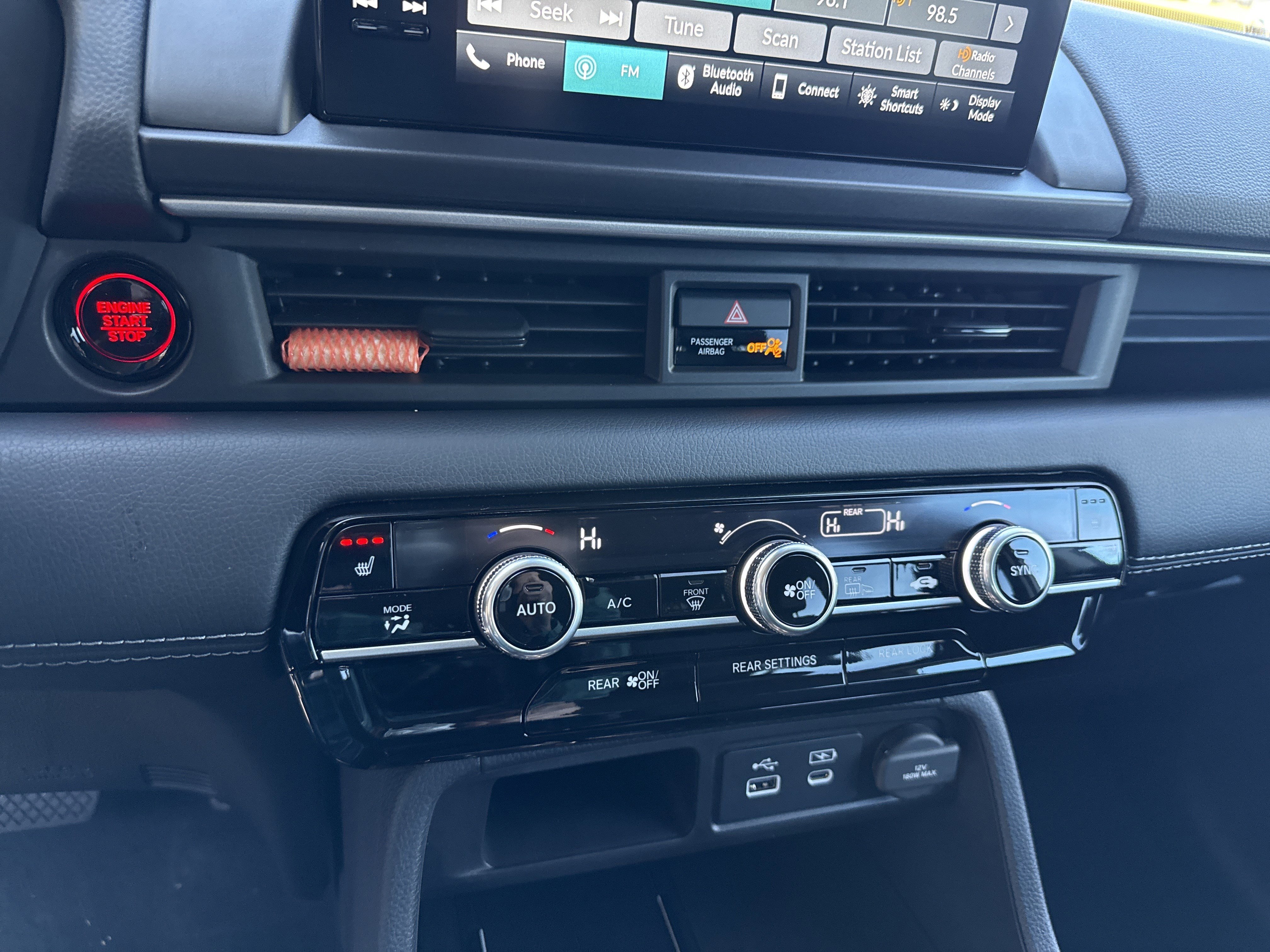 Used 2025 Honda Pilot EX-L image 29