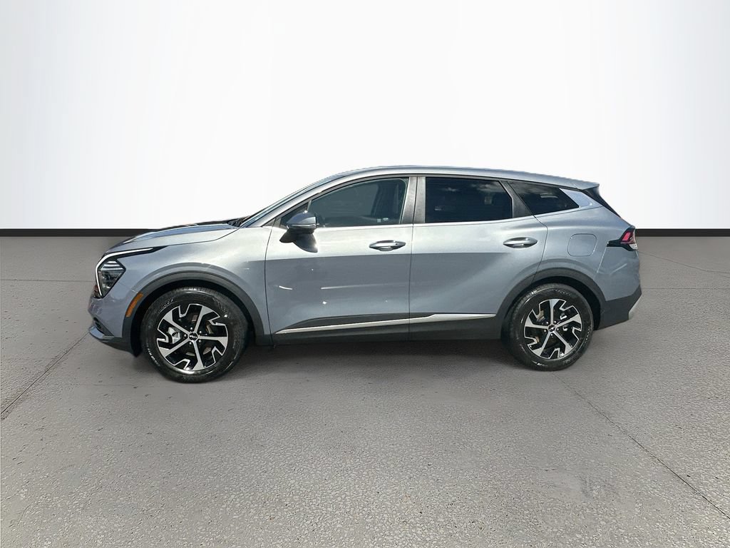 Certified 2025 Kia Sportage EX FWD image 4