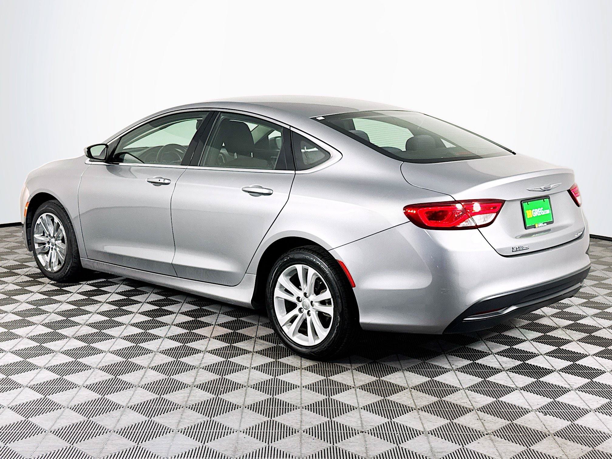 Used 2017 Chrysler 200 LX FWD image 6