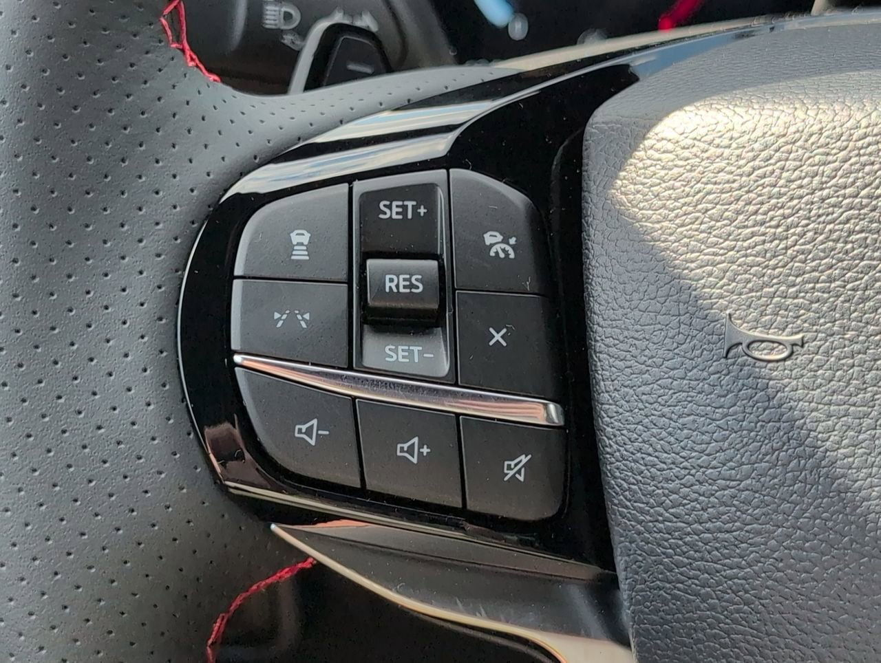 New 2025 Ford Explorer ST w/ Sun And Sound Package image 23