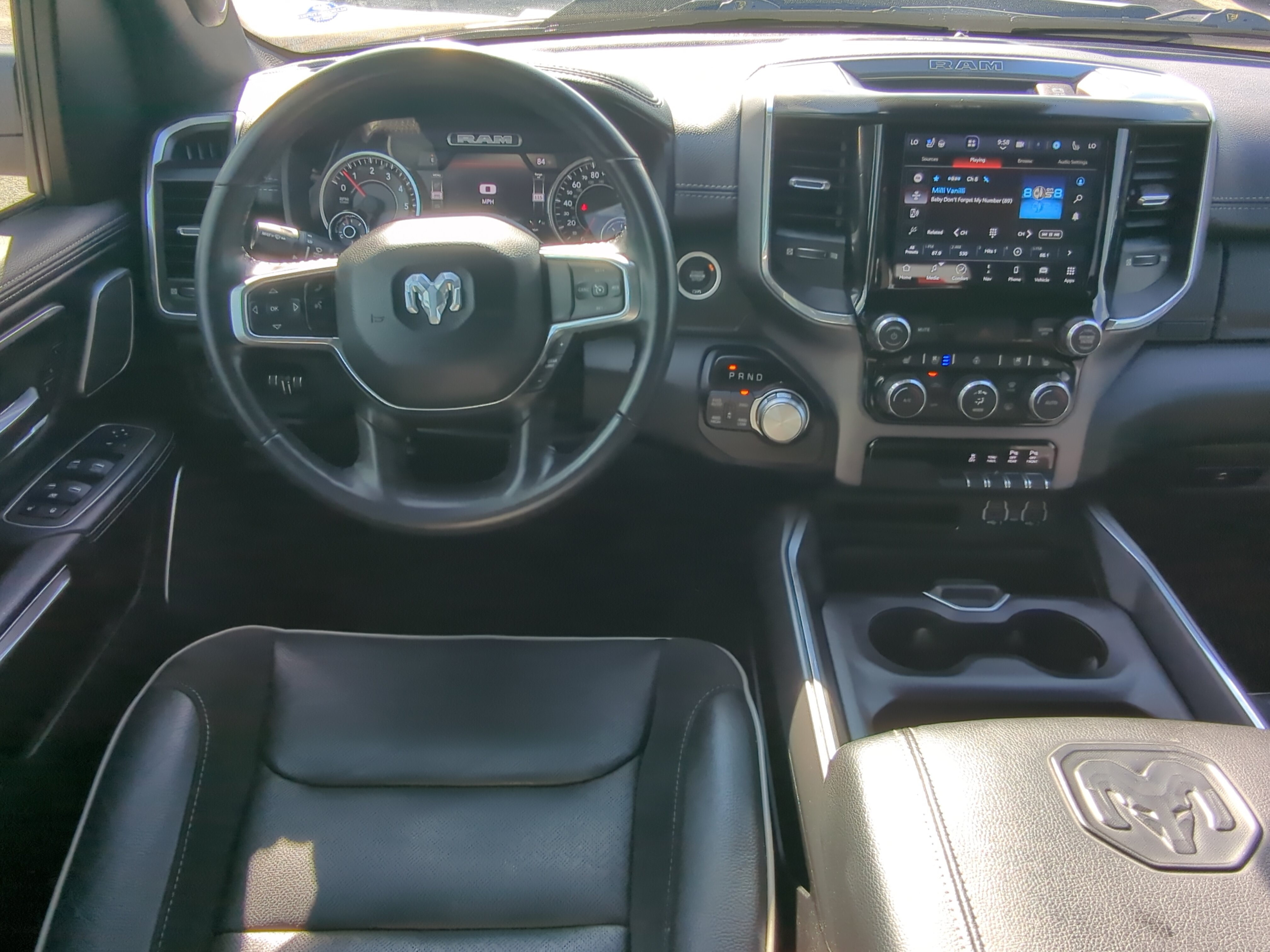 Used 2022 RAM 1500 Laramie AWD/4WD image 14