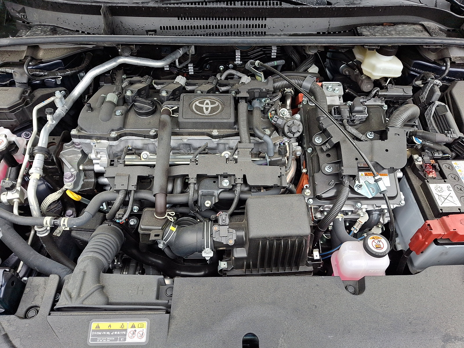 Used 2025 Toyota Corolla LE w/ LE Premium Package image 29