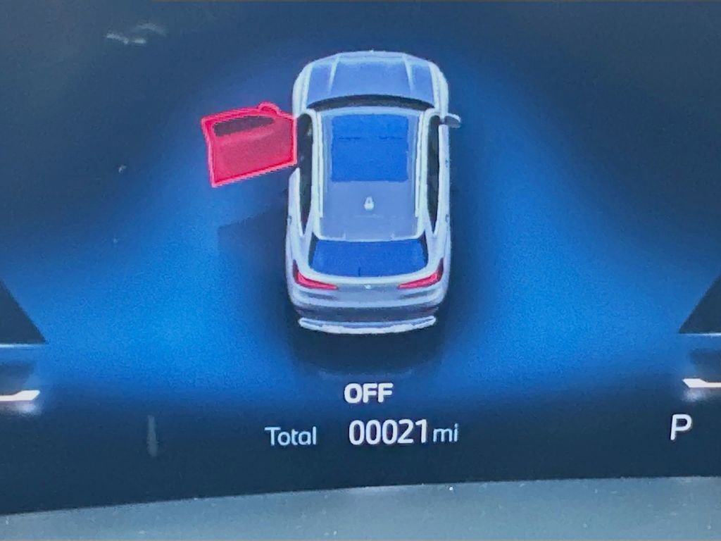 New 2026 BMW X5 xDrive40i w/ Climate Comfort Package image 16