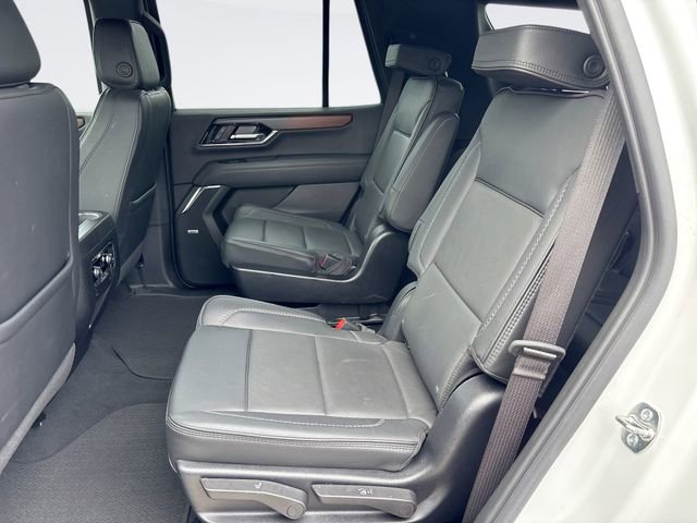 Used 2025 GMC Yukon Denali AWD/4WD image 22