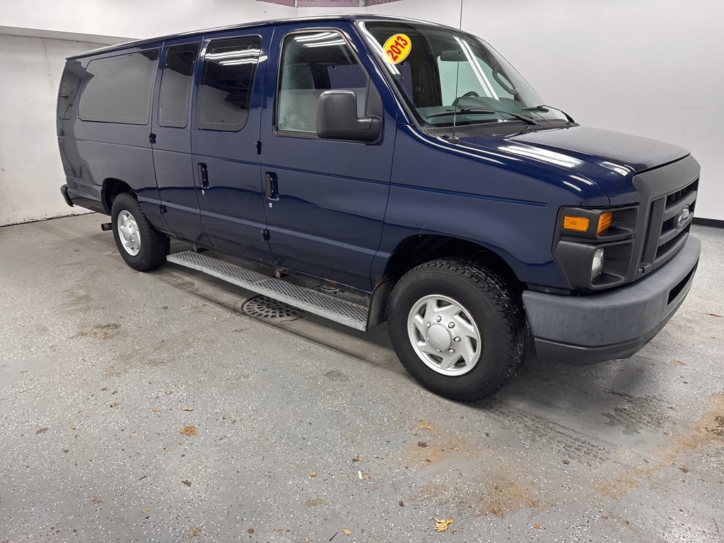Used 2013 Ford E-350 and Econoline 350 Extended Super Duty w/ PWR Group image 2