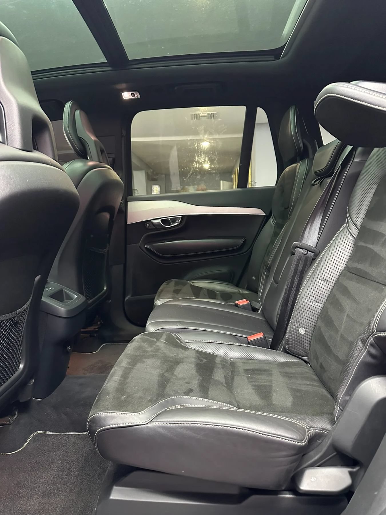 Used 2016 Volvo XC90 T5 R-Design FWD image 23
