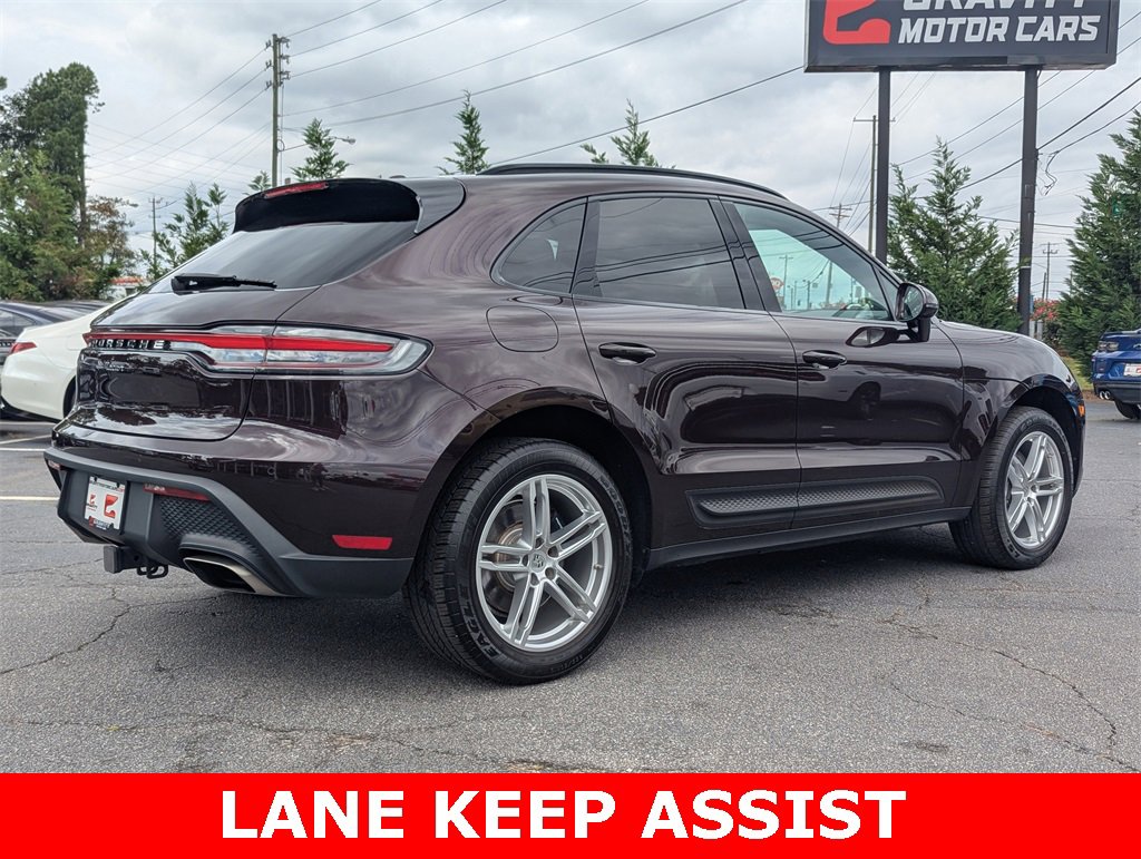 Used 2023 Porsche Macan Turbo image 4