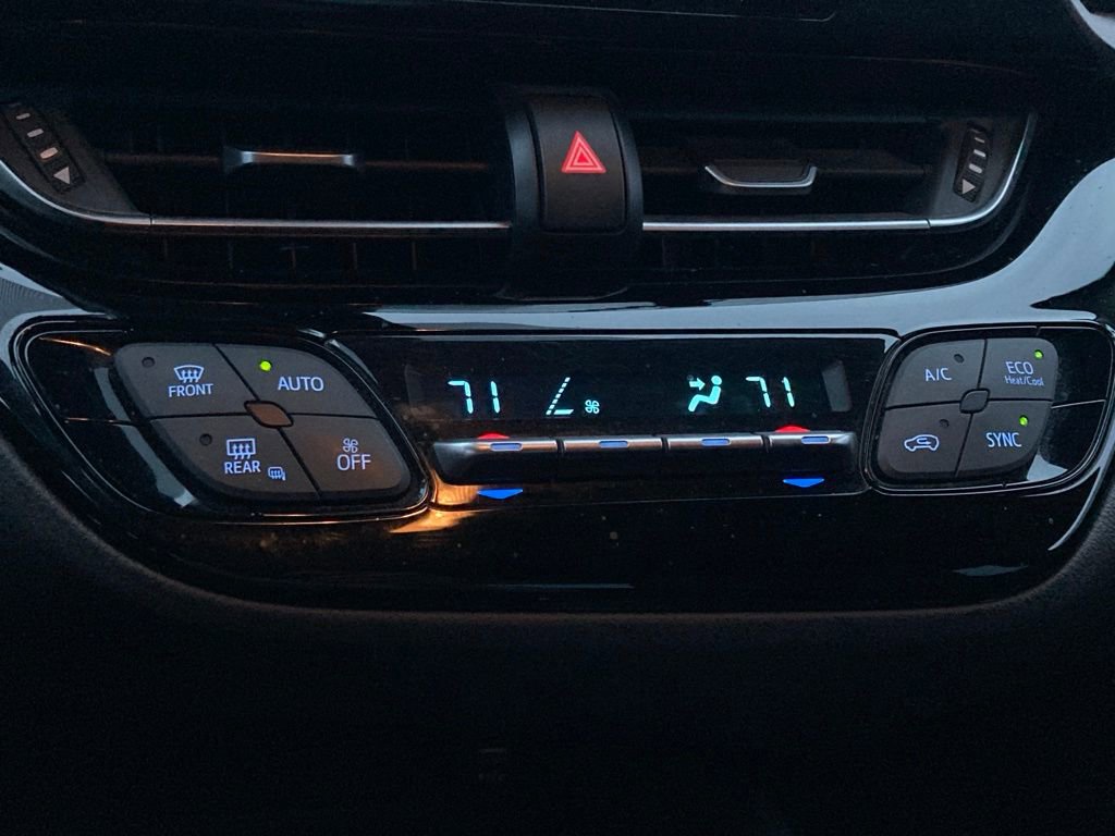 Used 2020 Toyota C-HR LE FWD image 23