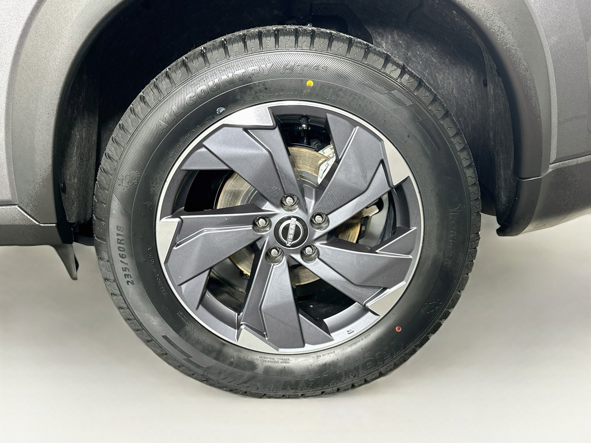 Used 2026 Nissan Rogue SV FWD image 11