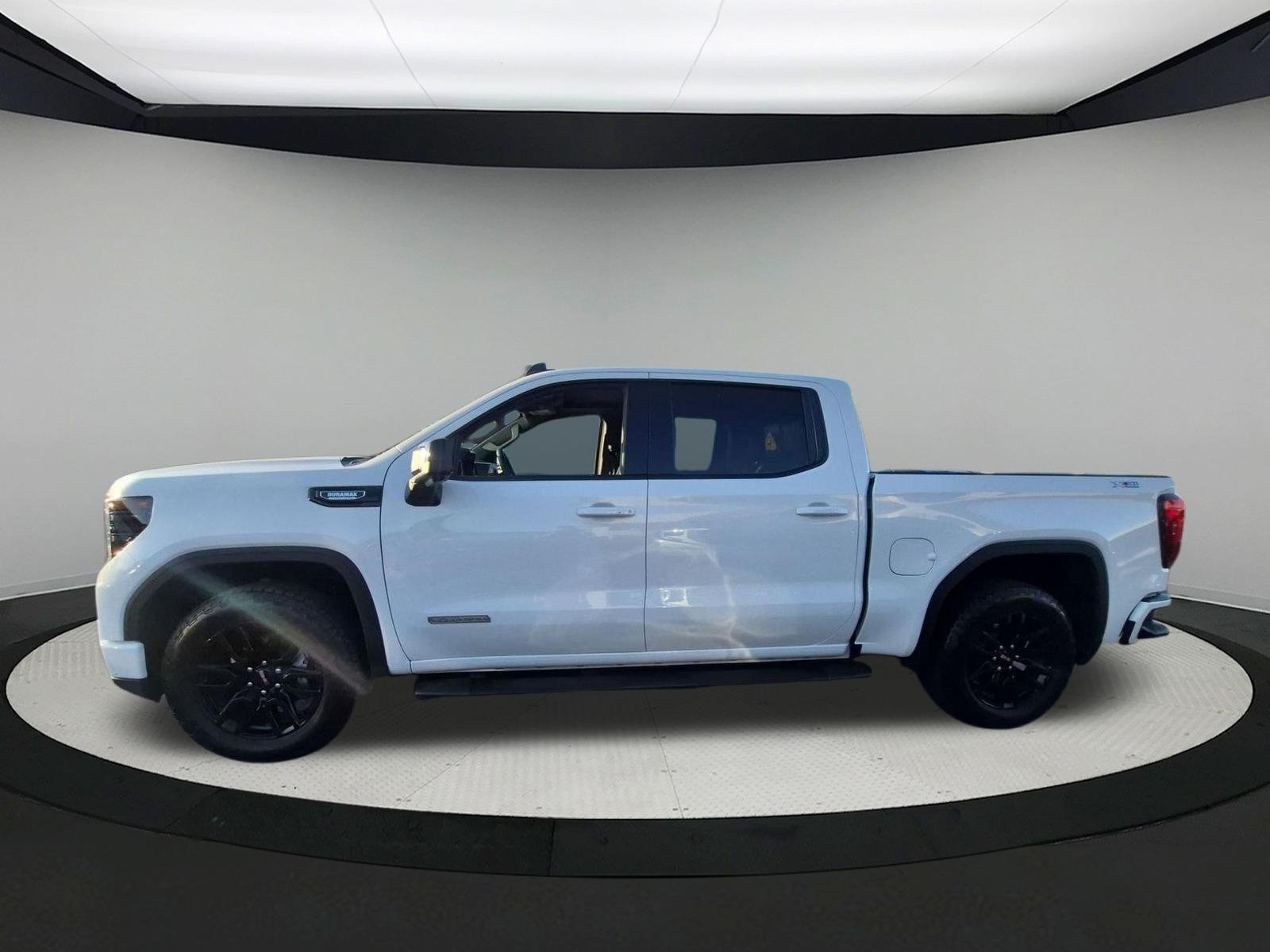 New 2026 GMC Sierra 1500 Elevation w/ Elevation Premium Package AWD/4WD image 2