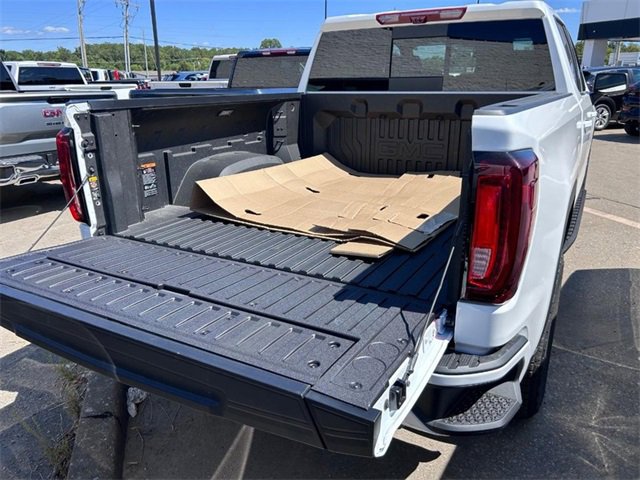 New 2026 GMC Sierra 1500 AT4 w/ AT4 Premium Package image 4