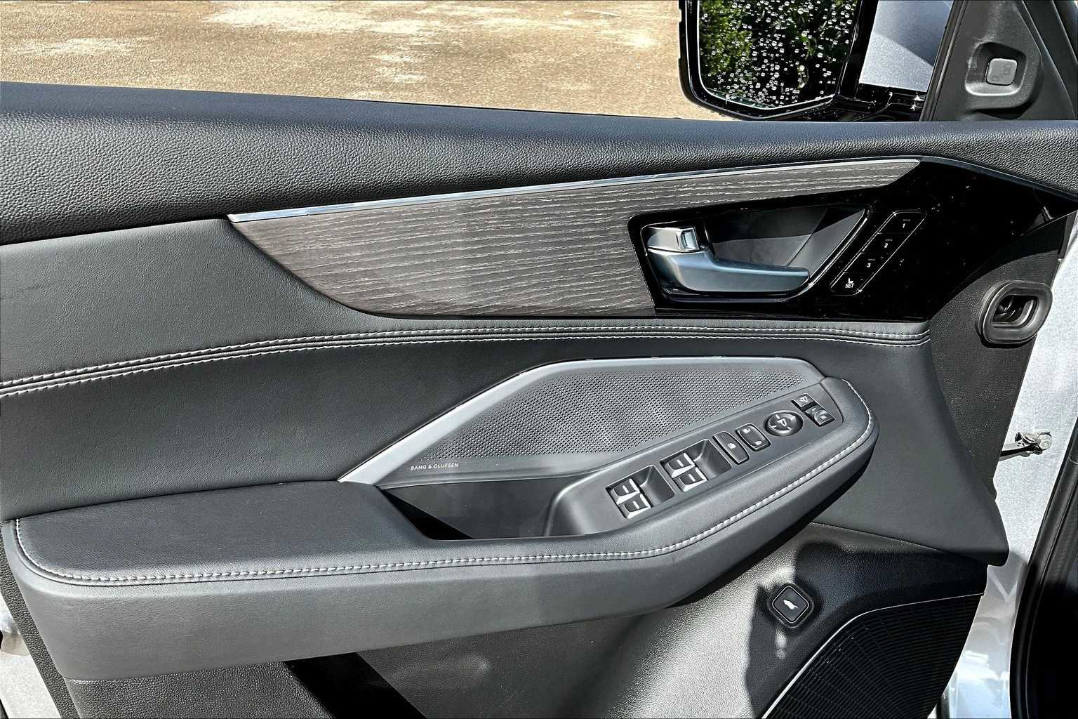 New 2026 Acura MDX SH-AWD w/ Advance Package image 10