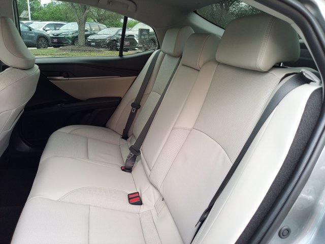 Used 2026 Toyota Camry XLE image 14