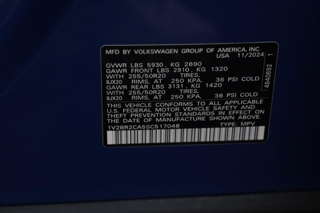 Used 2025 Volkswagen Atlas SEL image 24