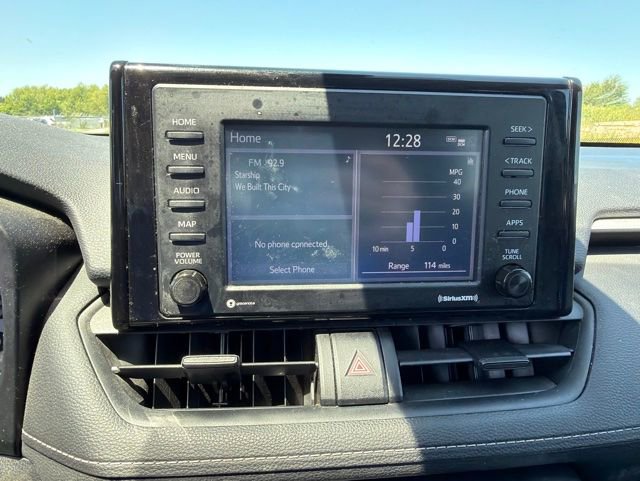 Used 2021 Toyota RAV4 XLE w/ Convenience Package FWD image 11