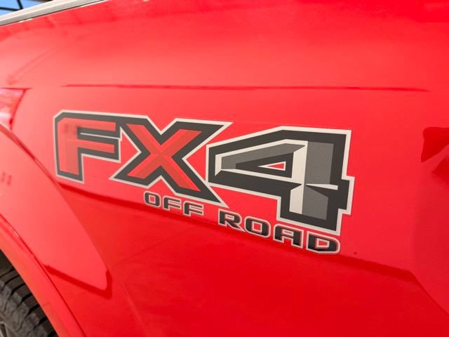 Used 2016 Ford F150 XLT w/ Equipment Group 302A Luxury AWD/4WD image 11
