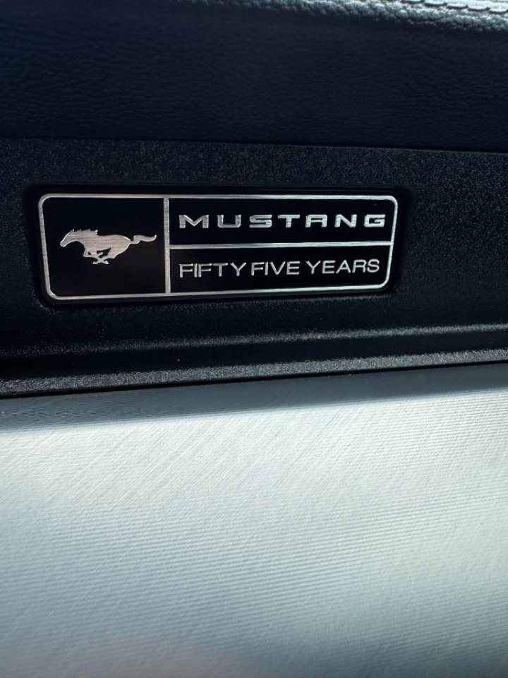 Used 2020 Ford Mustang Premium image 22