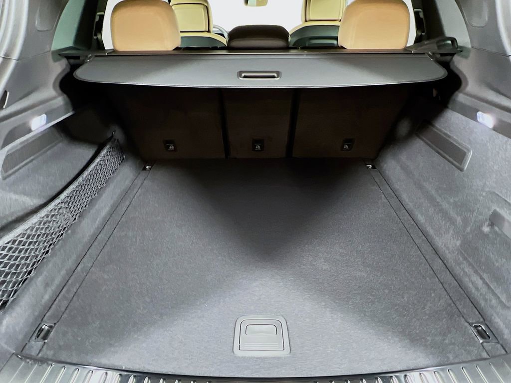 New 2026 Porsche Cayenne image 28